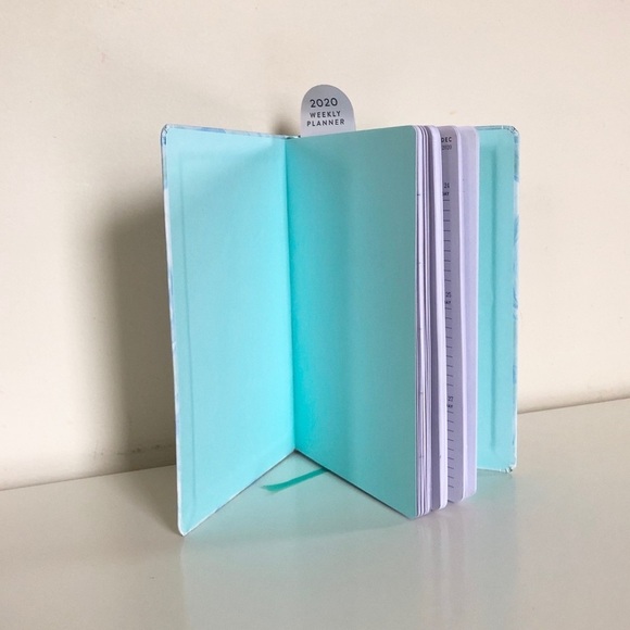 Èccolo Blue Marble 2020 Weekly Planner - Picture 4 of 9